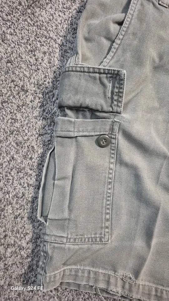 Vintage Y2K Baggy Sideout Cargo Jorts image indicator(8)