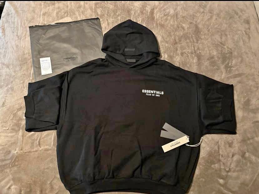 Essentials 24SS Black