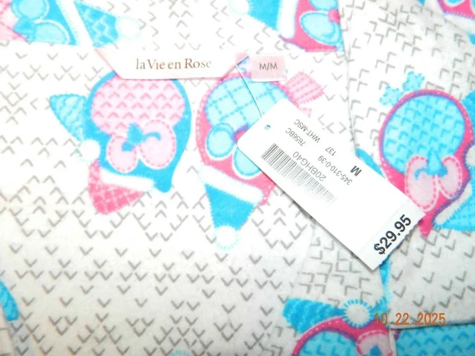 NWT WOMENS LA VIE EN ROSE FLANNEL PJ SET(M) AND NWT MATCHING SLI image indicator(2)