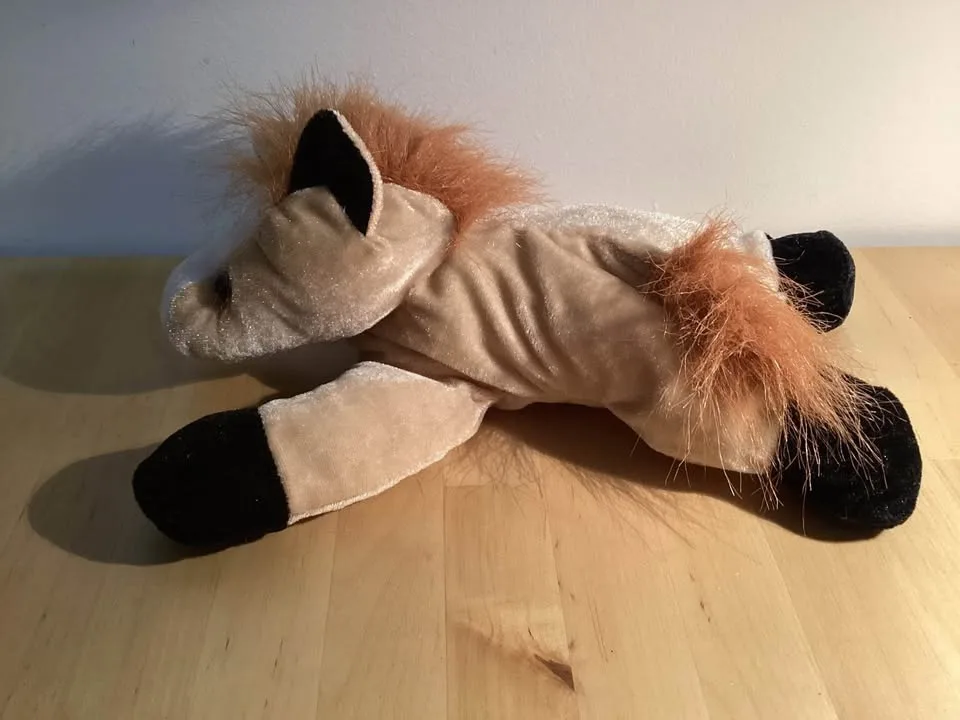 Various stuffed Animals image indicator(2)