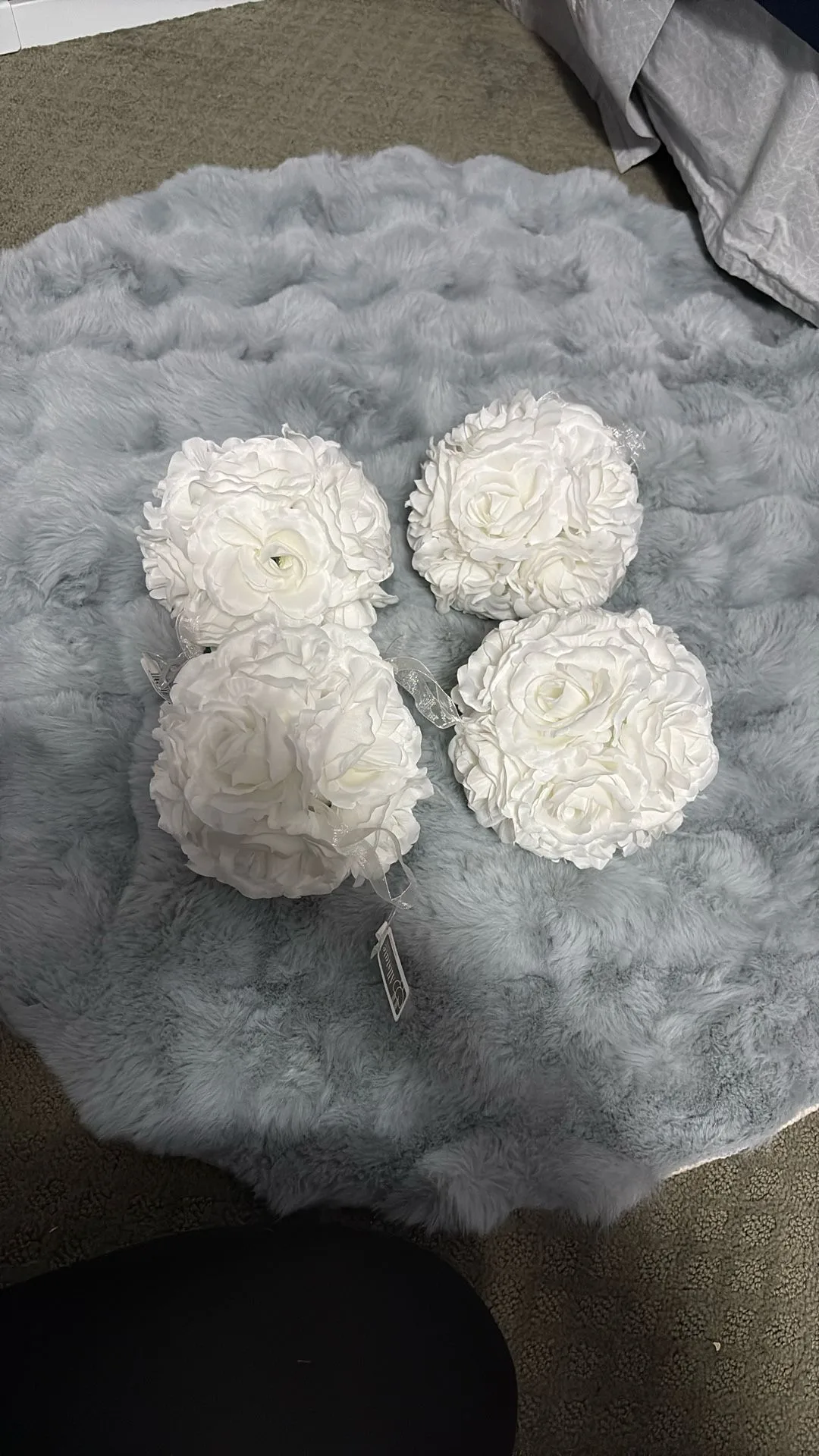 Set Of 4 Artificial Rose Kissing Balls