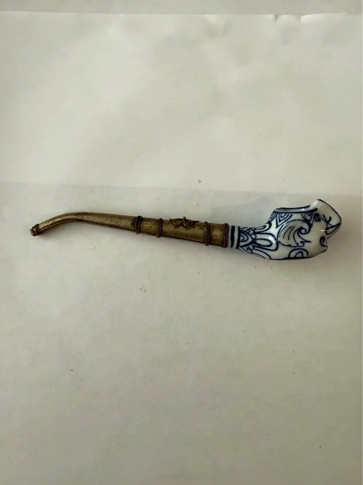Elephant Smoking Pipe Vintage Style Blue & White Ceramic