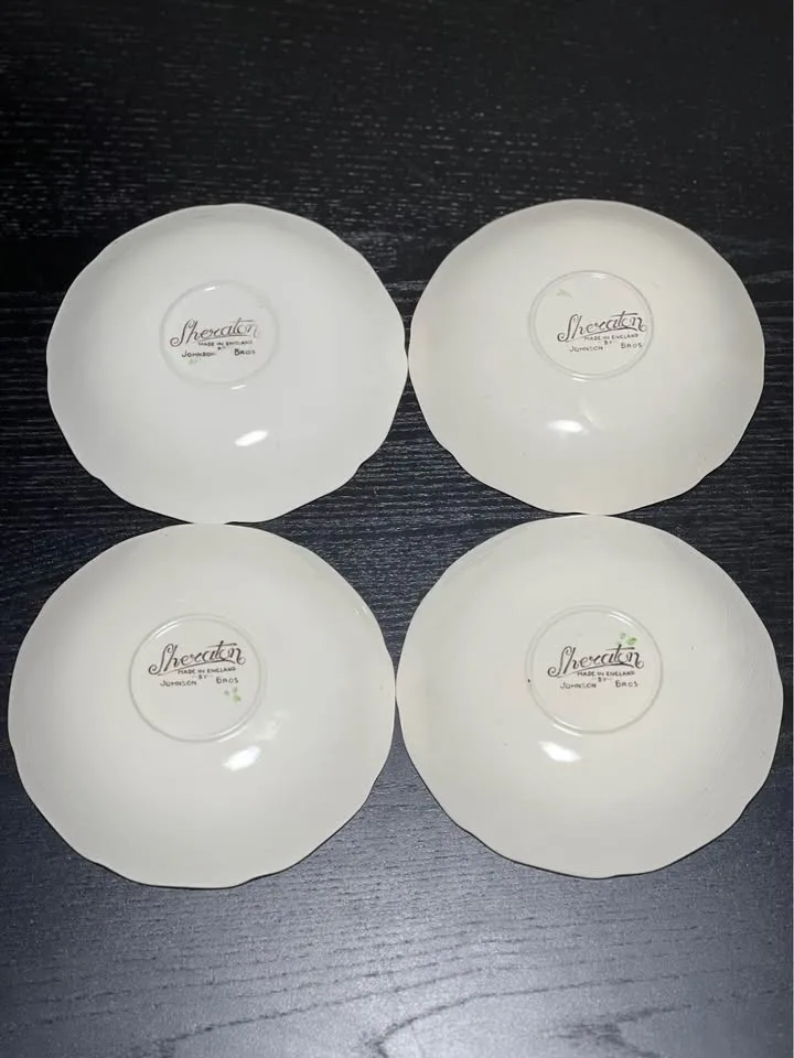 Johnson Brothers Sheraton Floral Set of 4 Saucers image indicator(4)