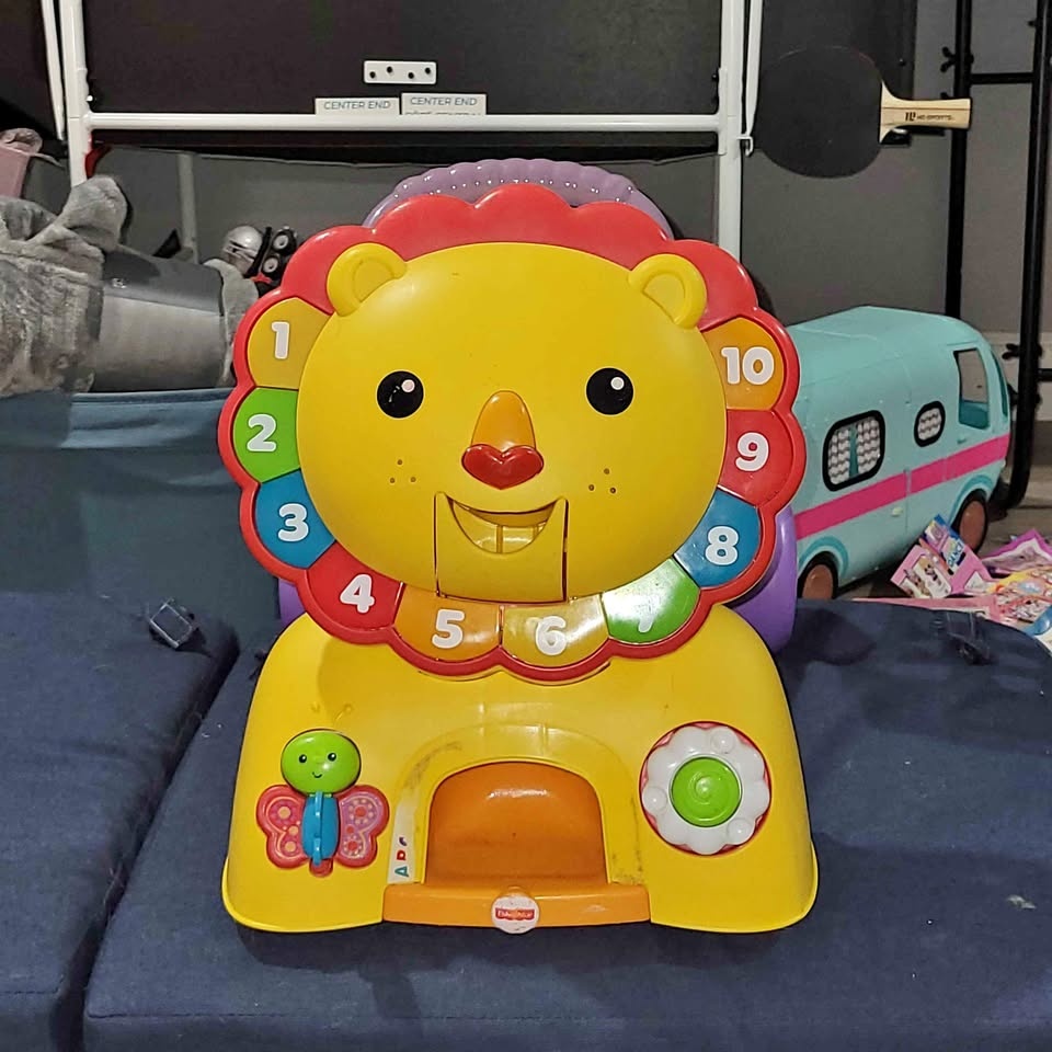EEUC Fisher Price Push car/walker