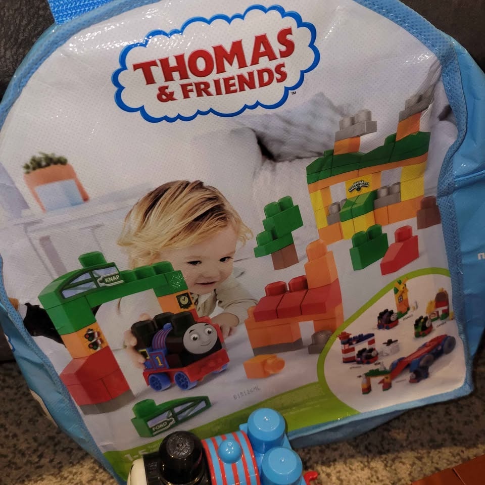 EEUC Thomas and Friends Mega blocks set - photo 2