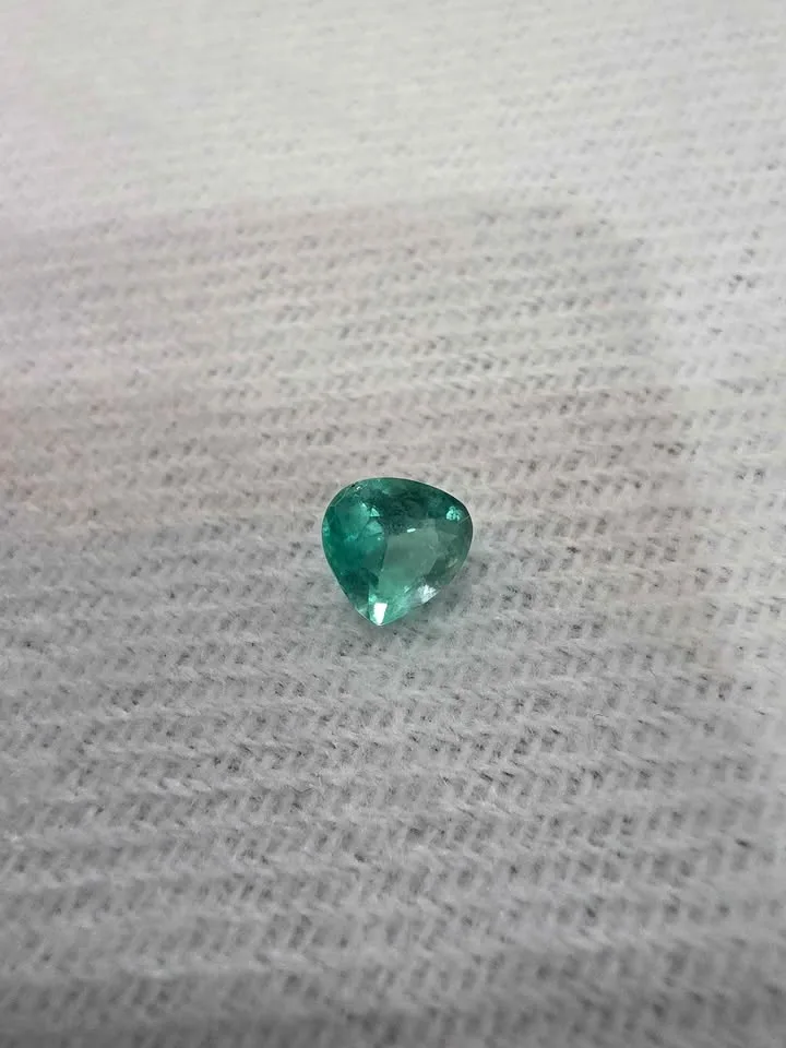 Natural emerald Colombian image indicator(4)
