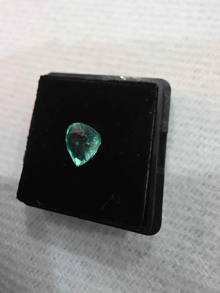 Natural emerald Colombian image indicator(6)