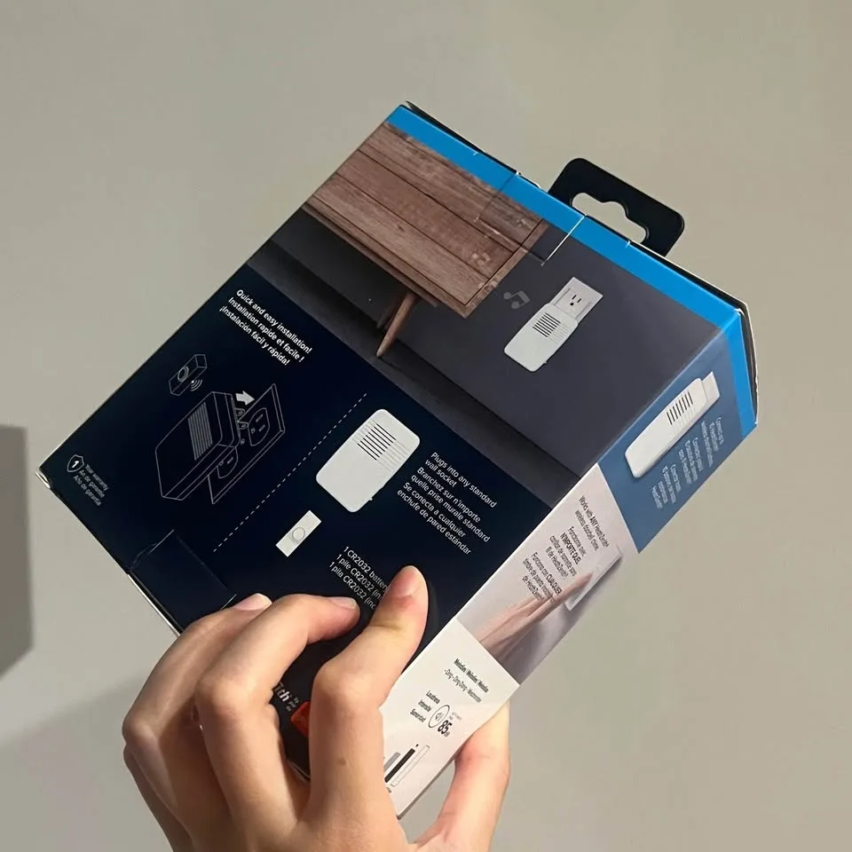 Heath/Zenith Wireless Plug-in Doorbell Chime Kit, White image indicator(3)