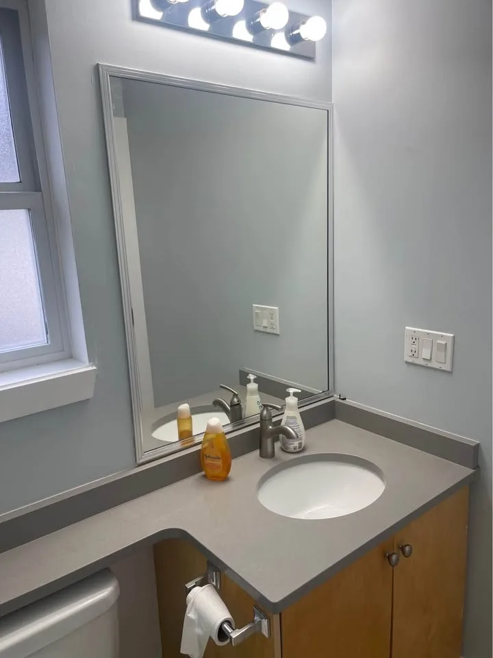 1 Bed 1 Bath - House image indicator(3)