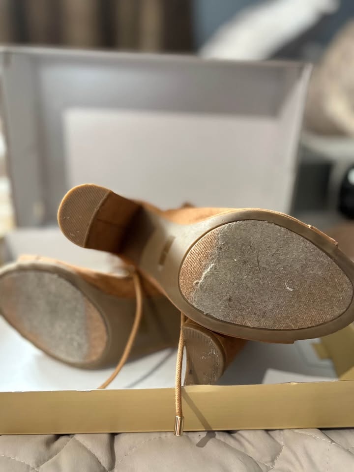 Guess suede booties - photo 4