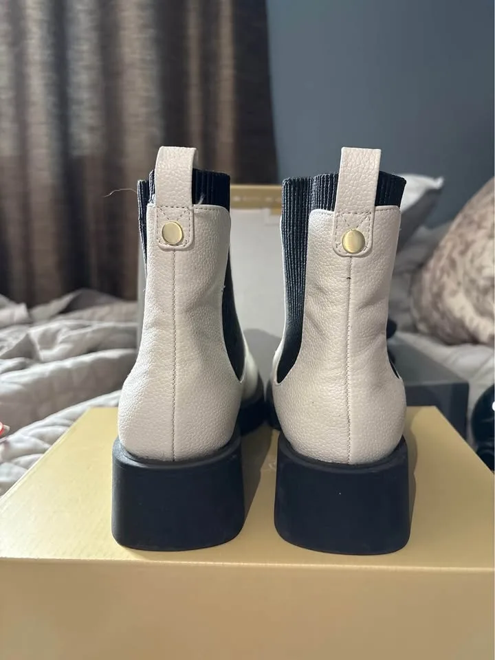 Kenneth Cole boots image indicator(5)