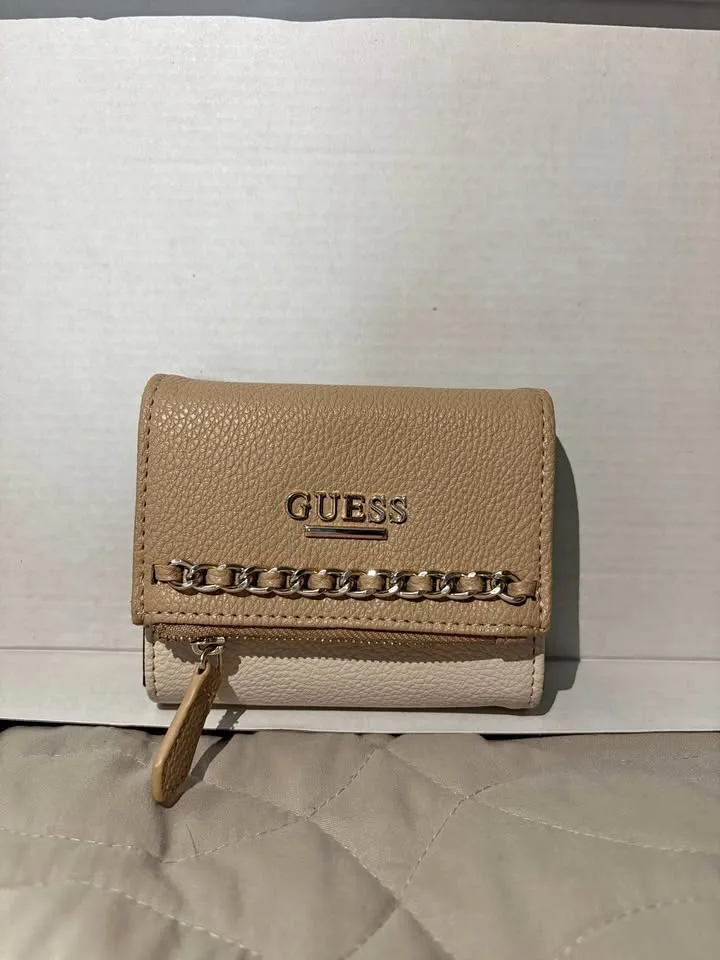 Guess wallet