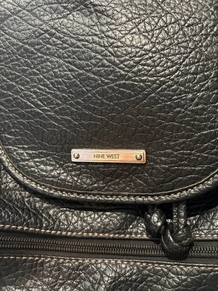 Nine West black backpack image indicator(2)