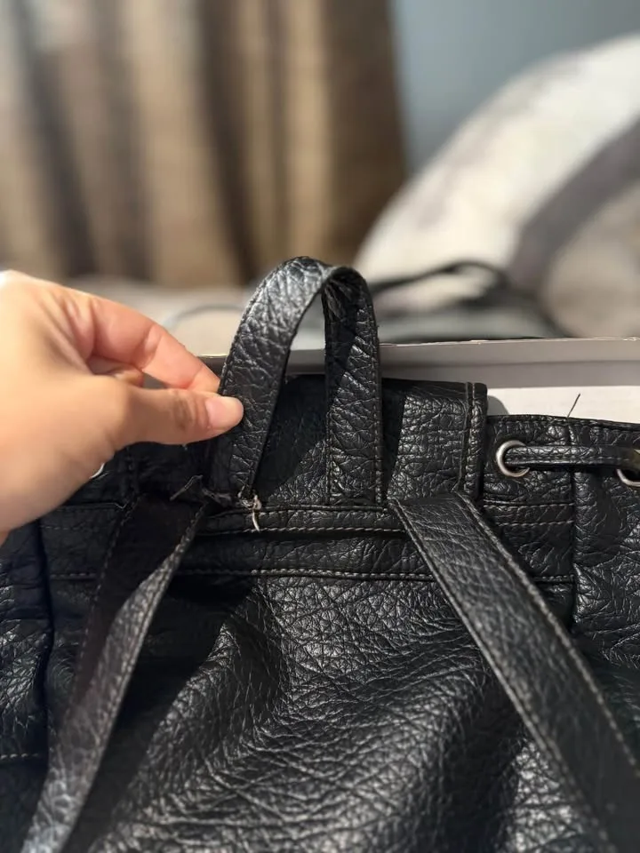 Nine West black backpack image indicator(4)