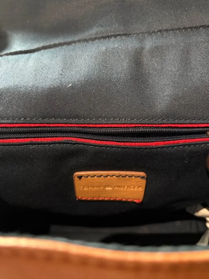 Tommy backpack for women image indicator(4)