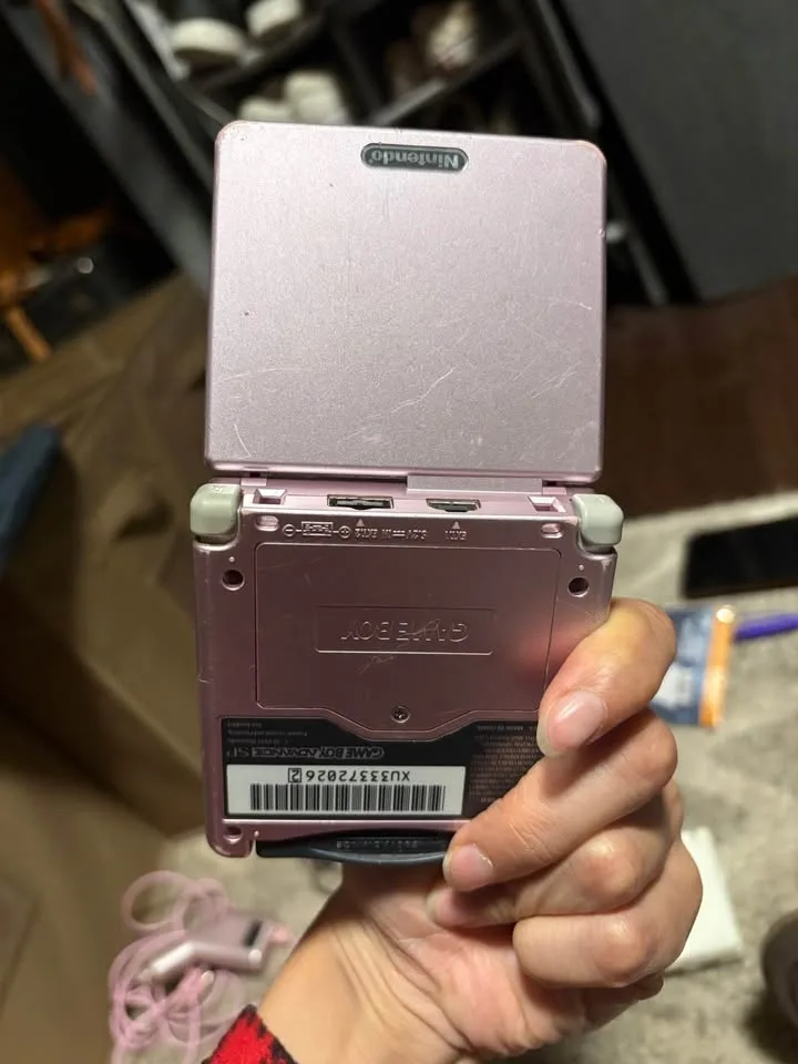 Nintendo game boy pink image indicator(2)