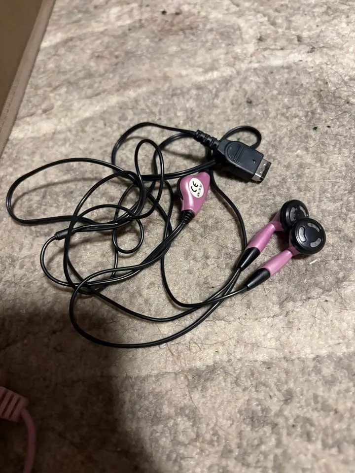 Nintendo game boy pink image indicator(3)