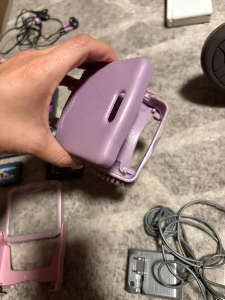 Nintendo game boy pink image indicator(5)