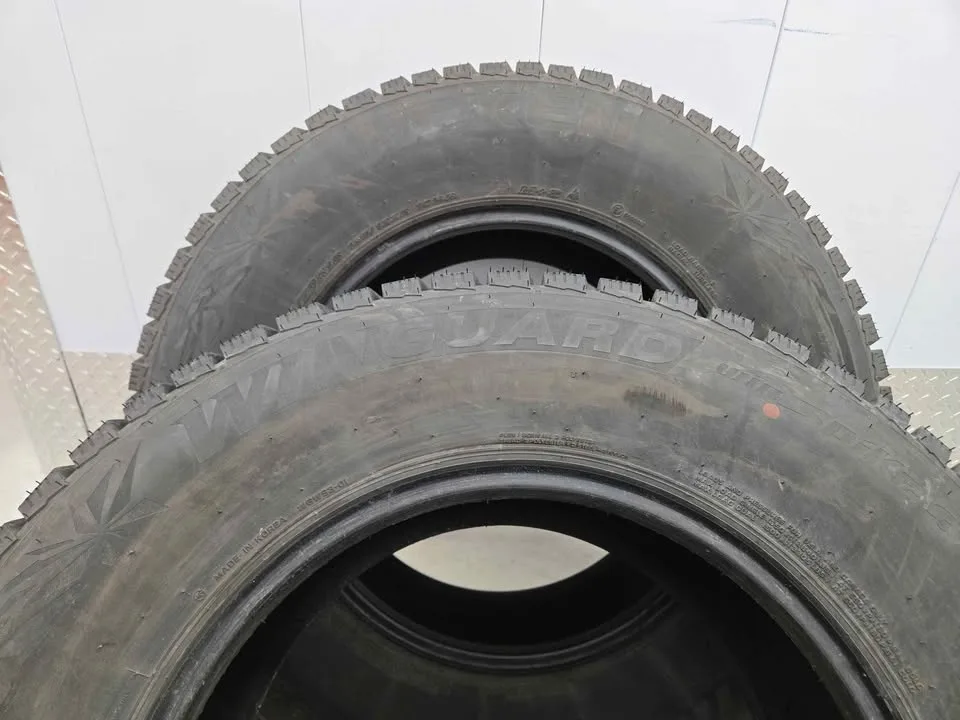 Nexen Winguard Winter Tires- LT275/70R18 image indicator(8)