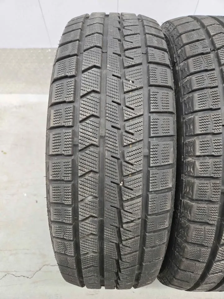Two Winter Tires- 225/60R18 image indicator(5)