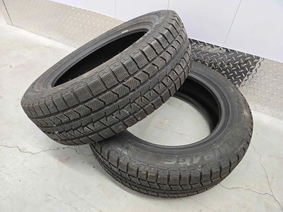 Two Winter Tires- 225/60R18 image indicator(7)