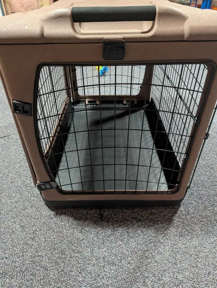 Pet Gear folding kennel image indicator(2)