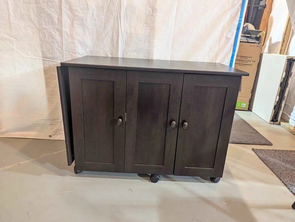 Sewing table/ sewing cabinet
