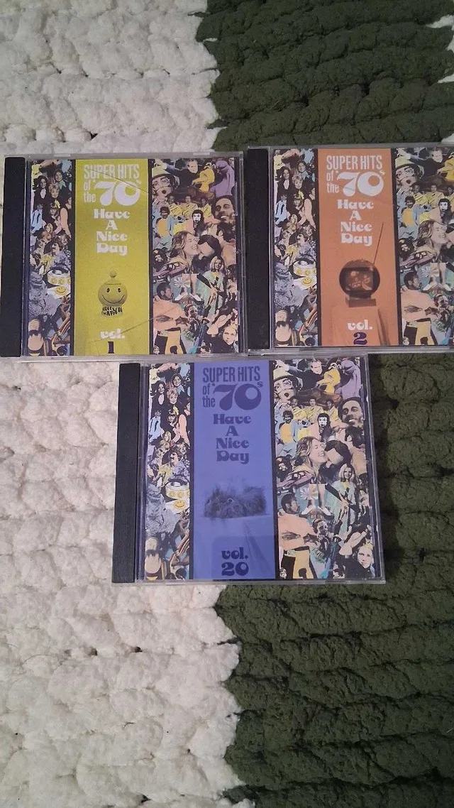 Super Hits of the 70s Have a Nice Day CDs