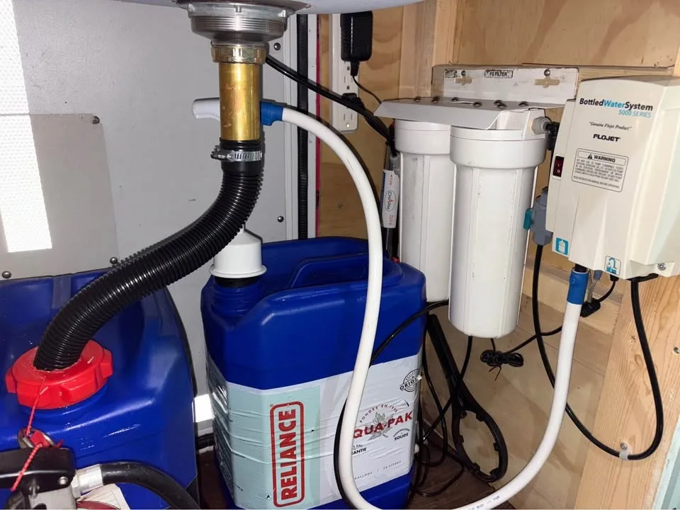 2013 Chevrolet Express image indicator(10)