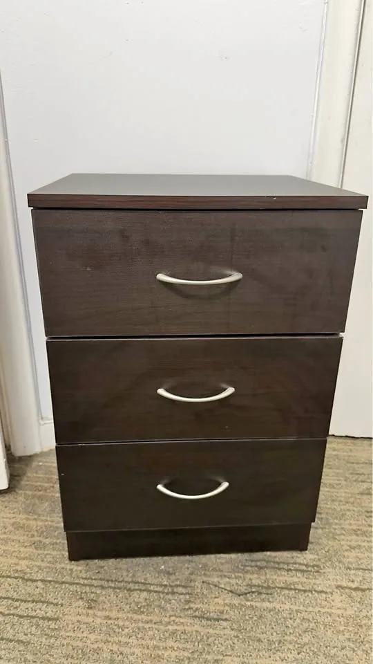 3-Drawer Dark wood Nightstand/Side Table