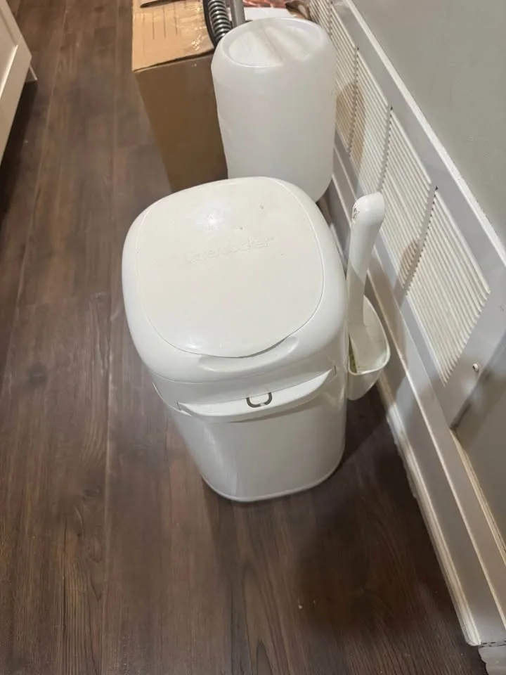 LITTER LOCK image indicator(6)