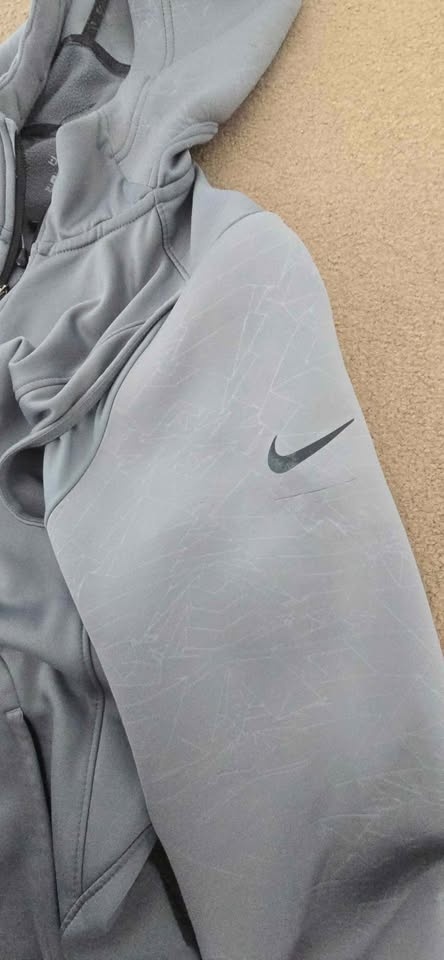 Nike Kobe Bryant Mamba Dri-FIT Full Zip Hoodie, Grey, Size XL - photo 4