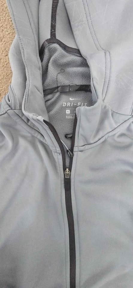 Nike Kobe Bryant Mamba Dri-FIT Full Zip Hoodie, Grey, Size XL - photo 5
