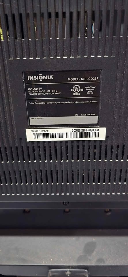 Retro gaming Insignia 26" LCD TV - Model NS-LCD26F - photo 5