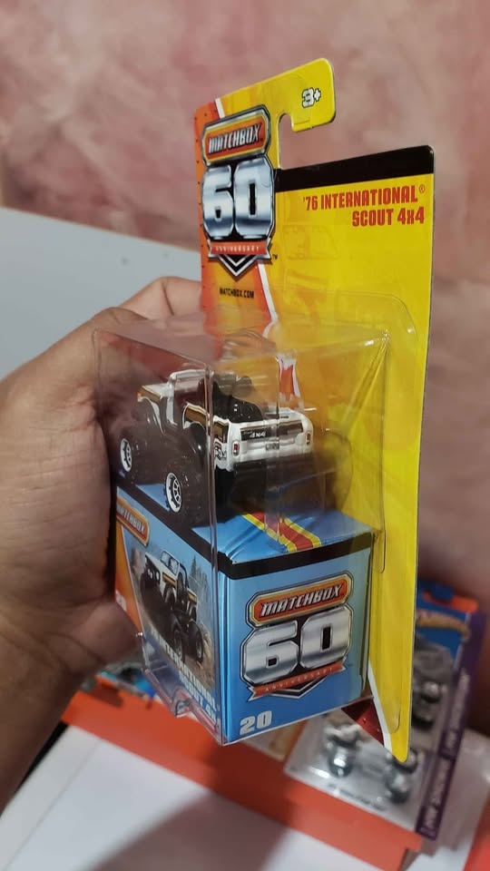 Matchbox 60th Anniversary 76 international Scout 4x4 - photo 3