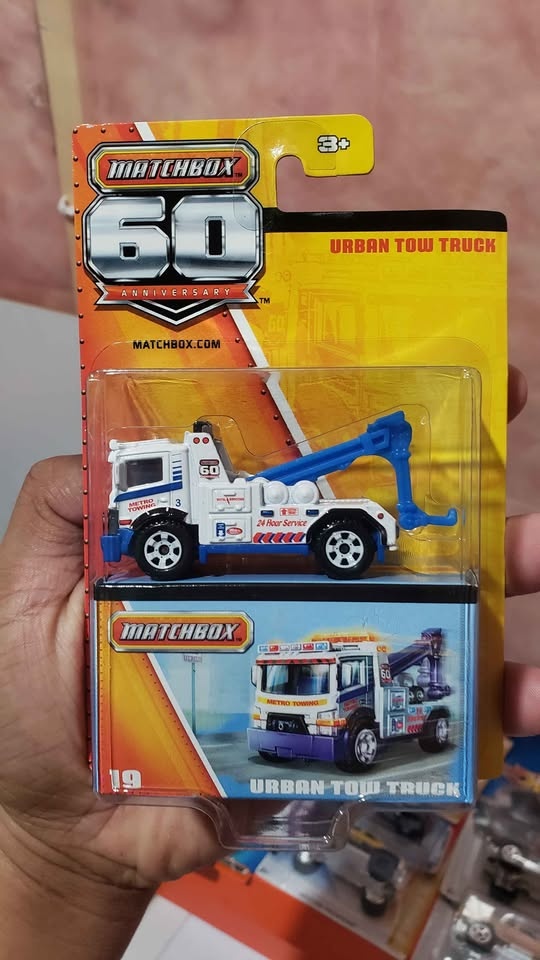 Matchbox 60th Anniversary Urban Tow Truck