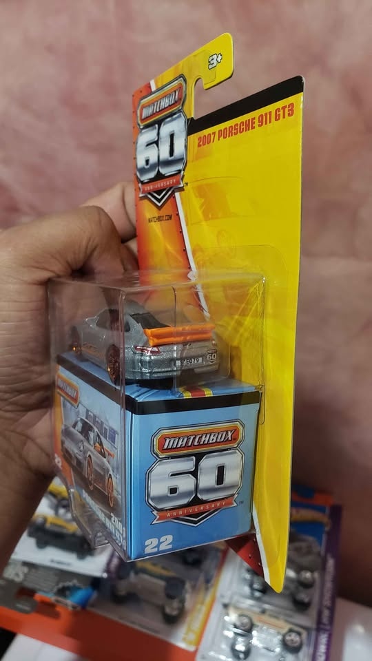 RARE Matchbox 60th anniversary 2007 PORSCHE 911 GTS - photo 3
