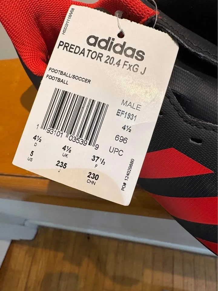 Adidas Football/Soccer Shoes image indicator(4)