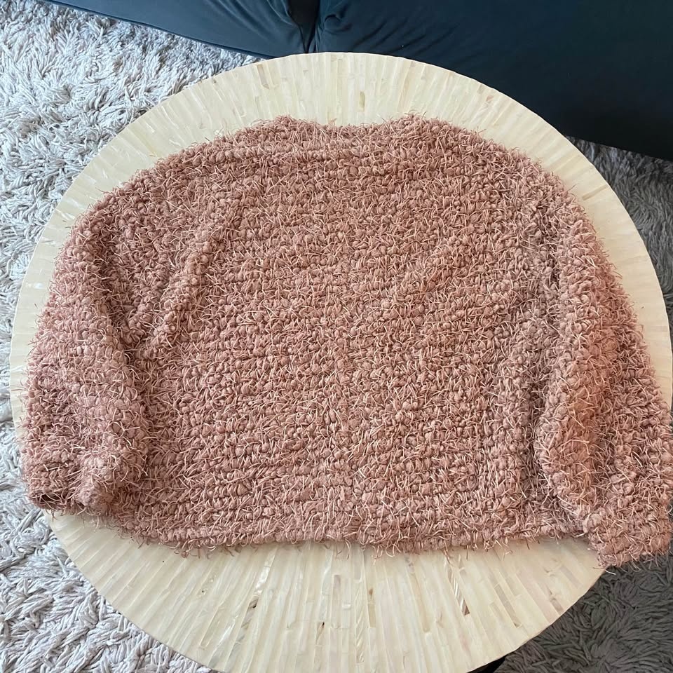 Zara Trafaluc Sweatshirt Pink Fuzzy Long Sleeve Size M - photo 4