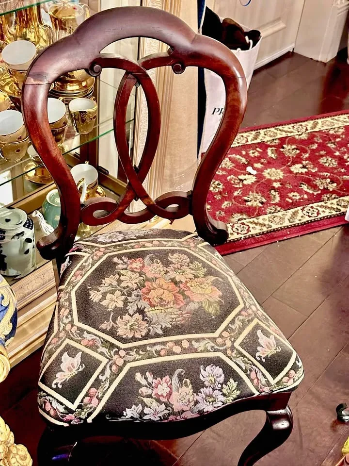 Victorian Balloon-Back Side Chair