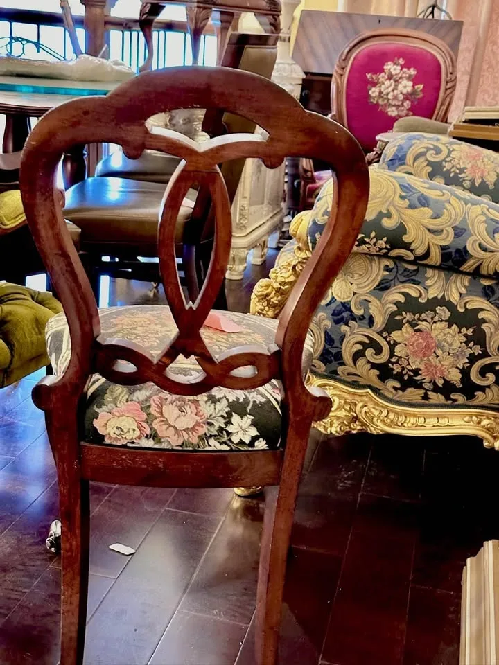 Victorian Balloon-Back Side Chair image indicator(2)