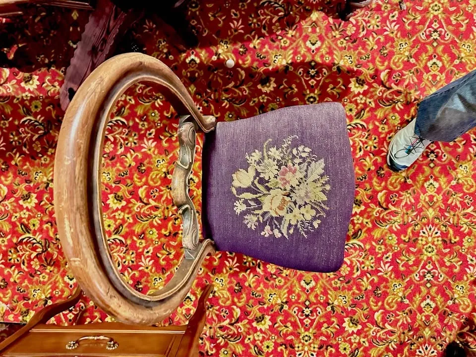 Antique Carved Side Chair image indicator(4)