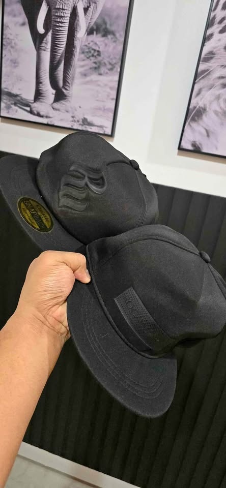 2 new Rocawear Black Snapback Hat