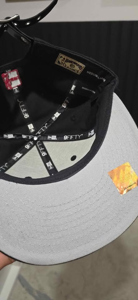 New Era 9FIFTY Miami Heat Hat - Medium/Large - photo 3