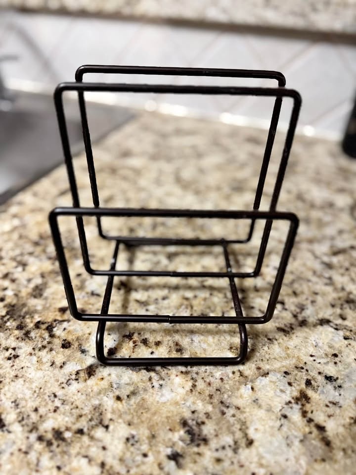 Lid/ plate / chopping board organiser