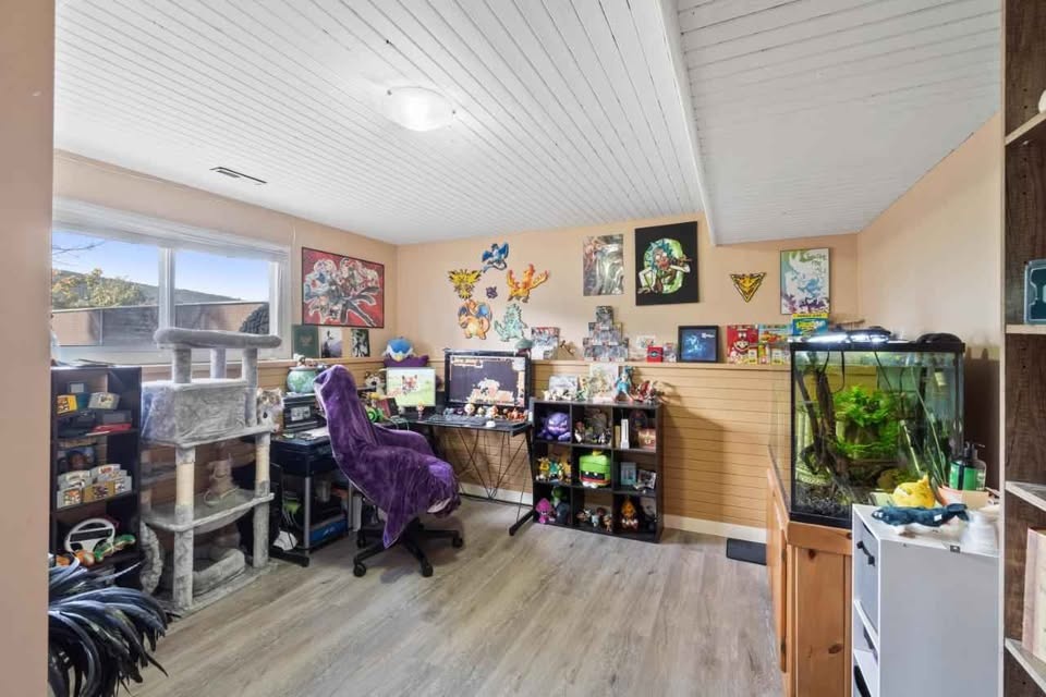 2 Beds 1 Bath - House Kamloops, BC - photo 3