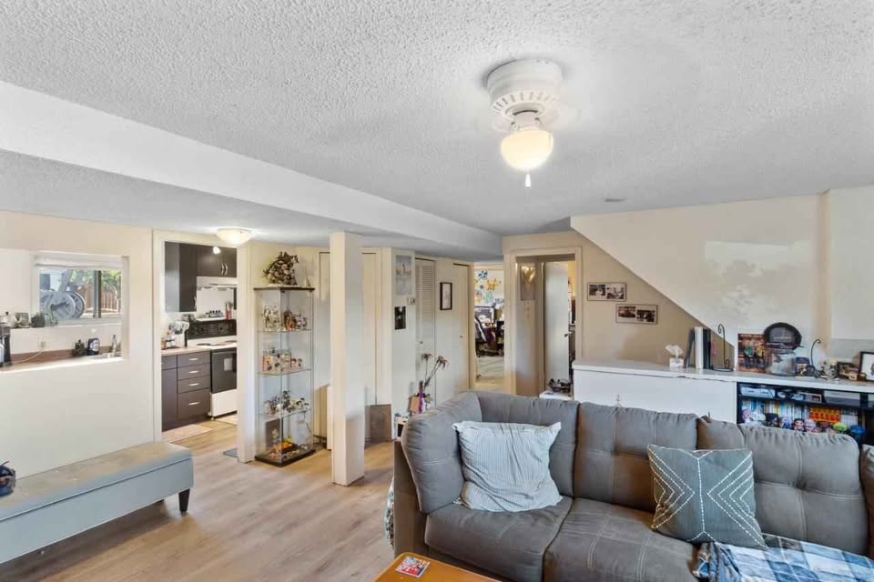 2 Beds 1 Bath - House Kamloops, BC - photo 5
