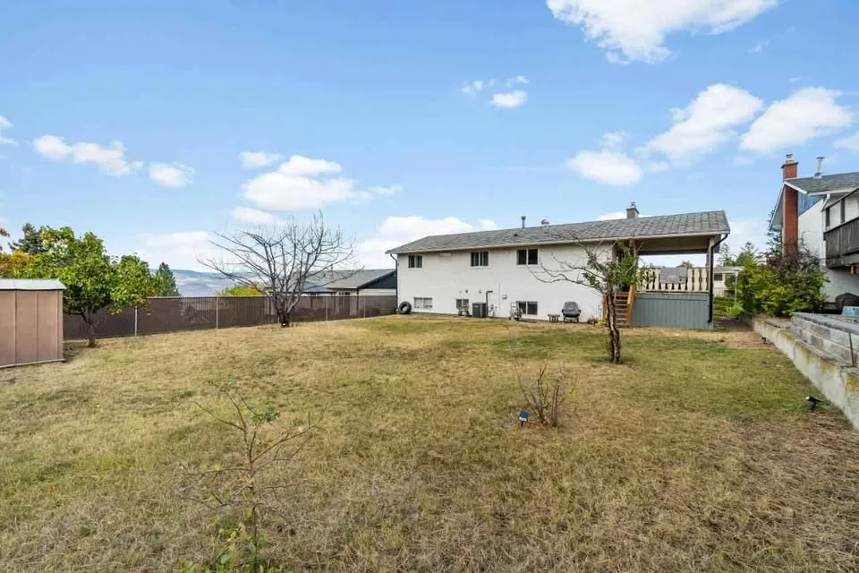 2 Beds 1 Bath - House image indicator(10)