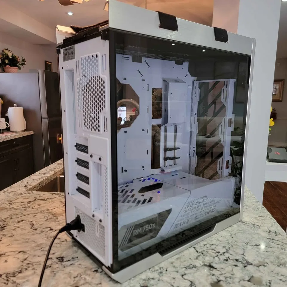 ASUS ROG Strix Helios GX601 White Edition PC Case image indicator(4)