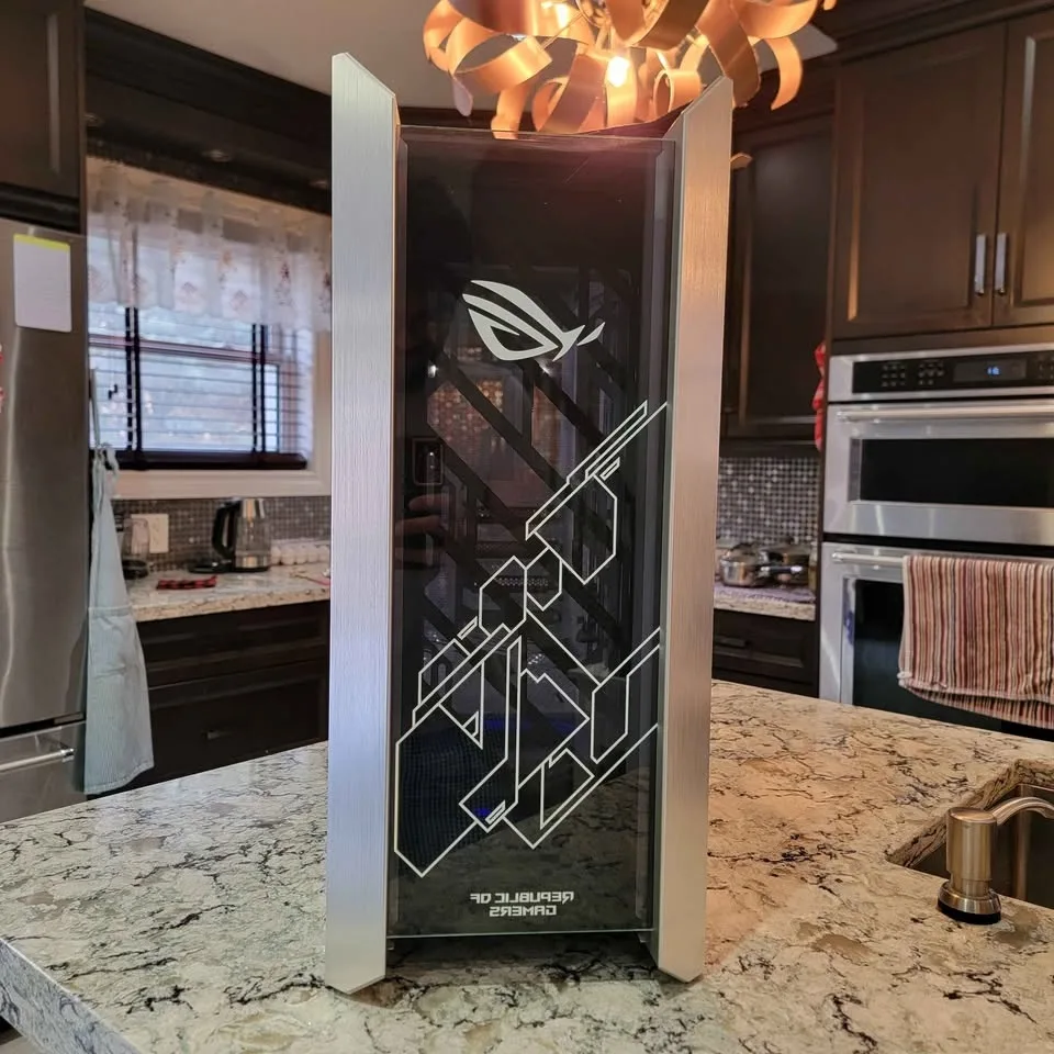 ASUS ROG Strix Helios GX601 White Edition PC Case image indicator(5)